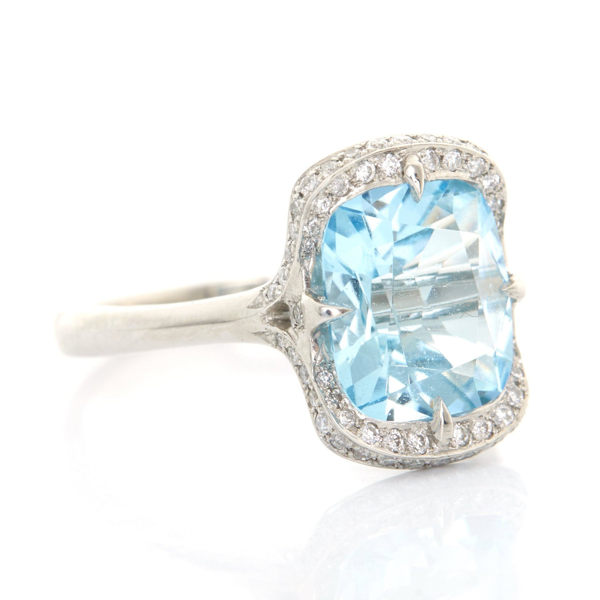 Aquamarine & Diamond Aurora Ring PT900 engagement ring side view