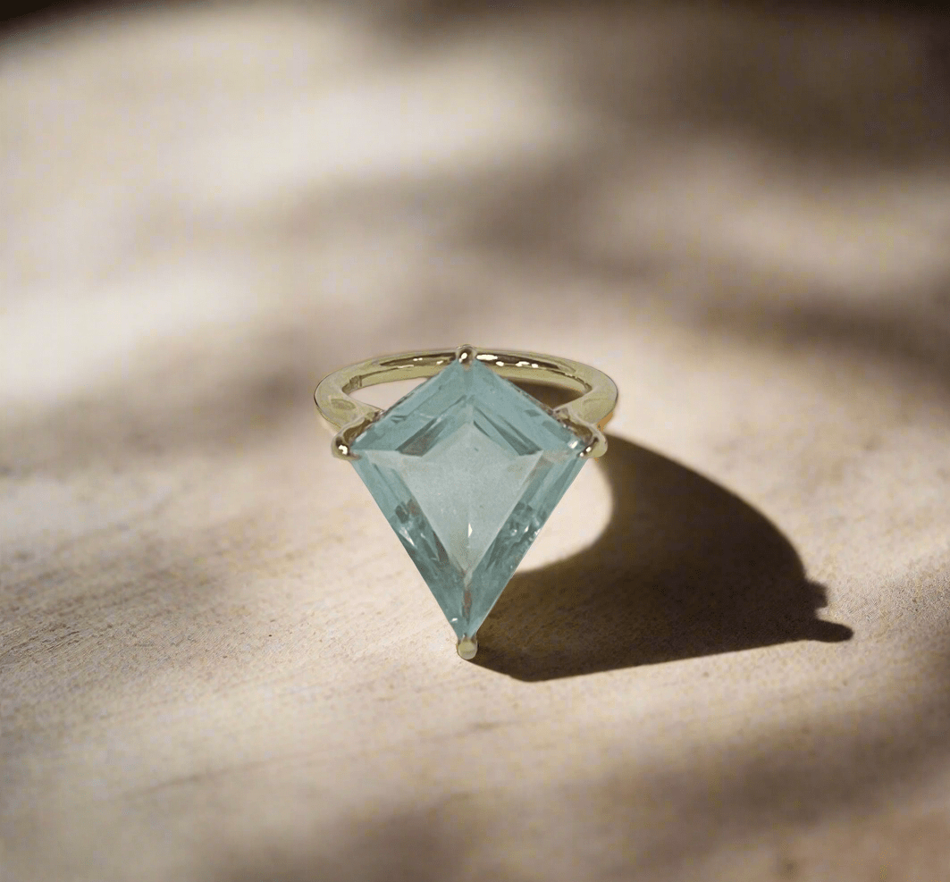 Aquamarine & Diamond Contour Kite Ring 18k gold engagement ring side view