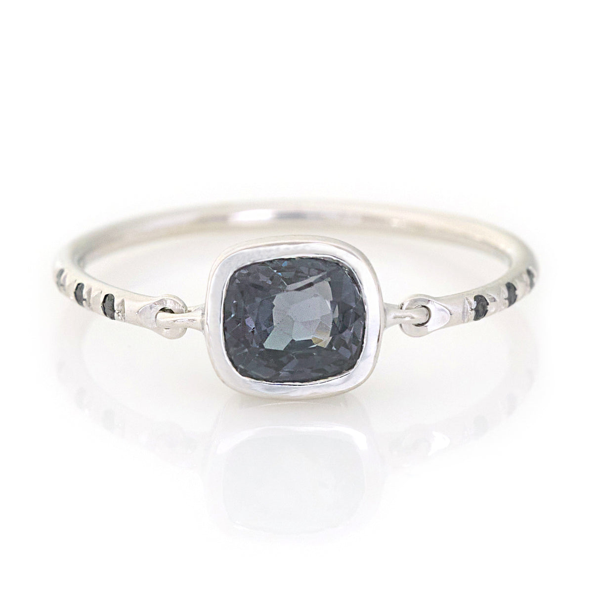 Black Spinel Petite Circle Diamond Ring