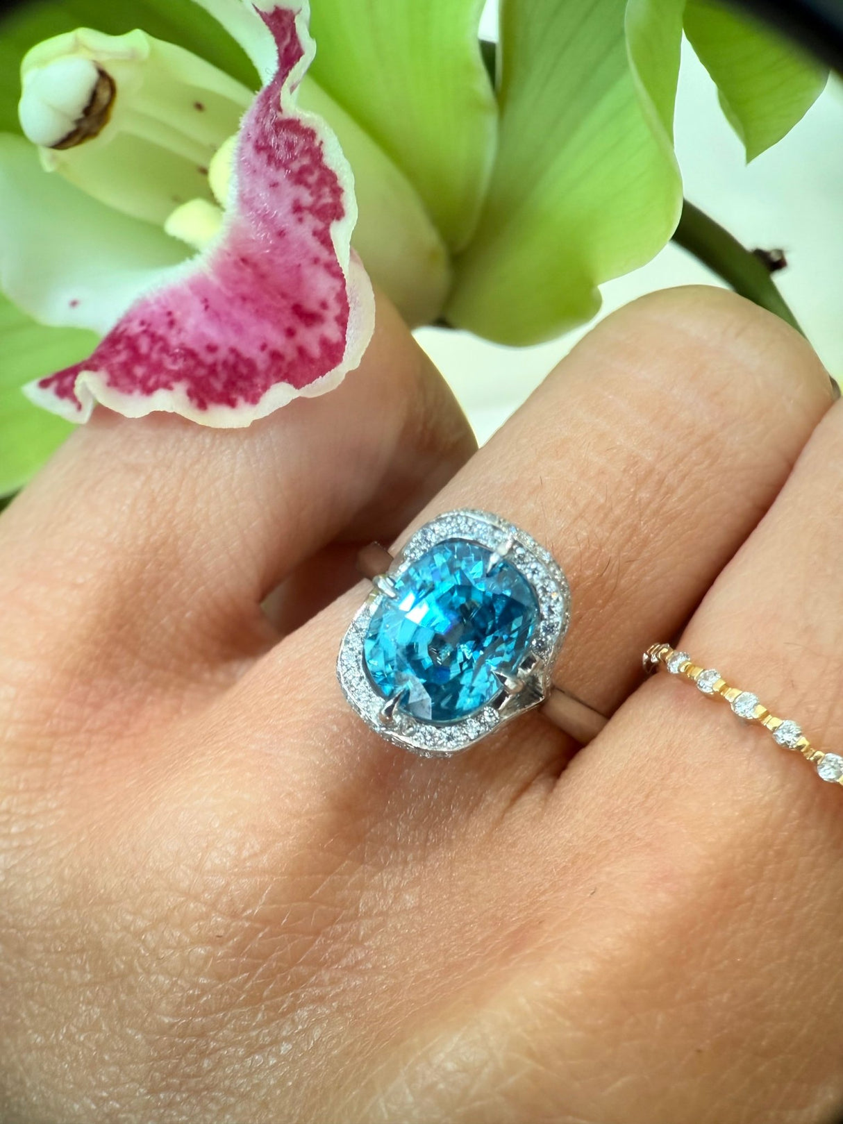 Blue Zircon & Diamond Aurora Ring PT900 engagement ring on model