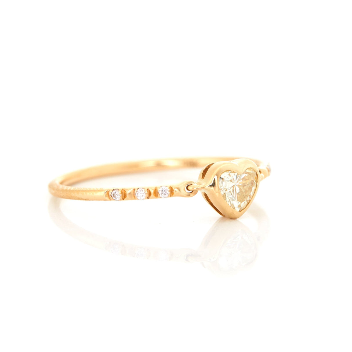 Diamond Heart Petite Circle Ring 18k gold engagement ring side view