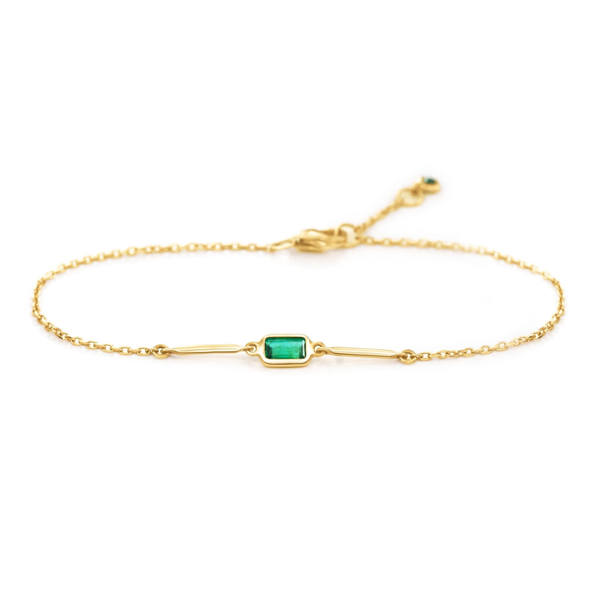 Emerald_Baguette_Bar_Bracelet_18k_gold_stackable_design_1