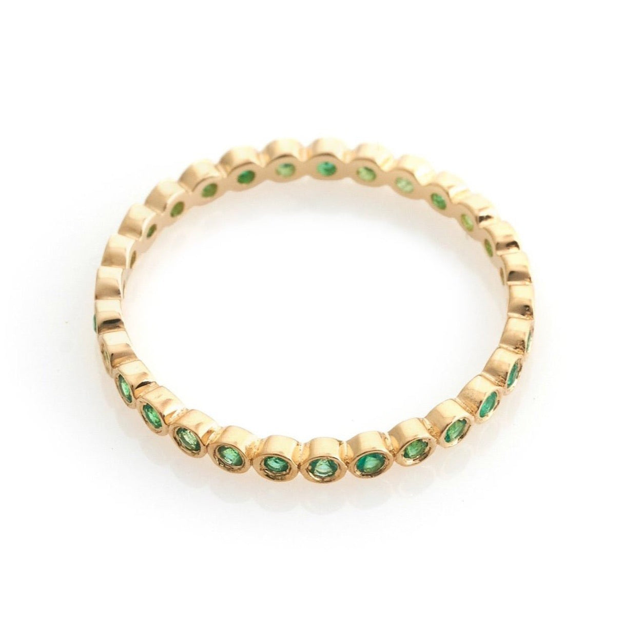 Emerald Bezel Set Infinity Ring 18k gold stackable ring side view