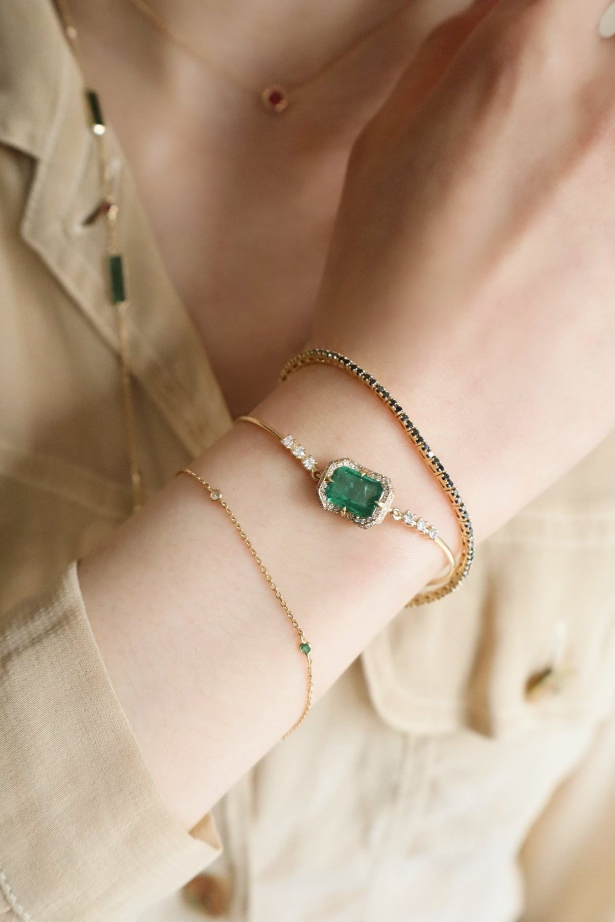 Emerald & Diamond Aurora Bangle 18k gold Stackable design on model