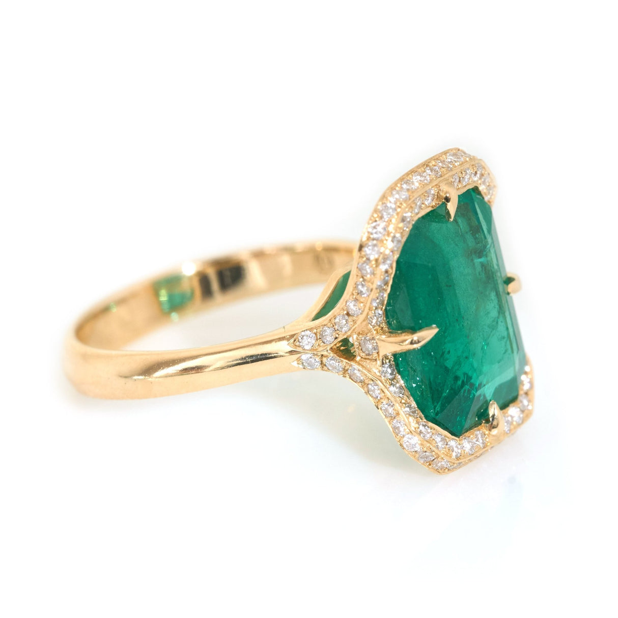 Emerald & Diamond Aurora Supreme Ring 18k gold engagement ring side view