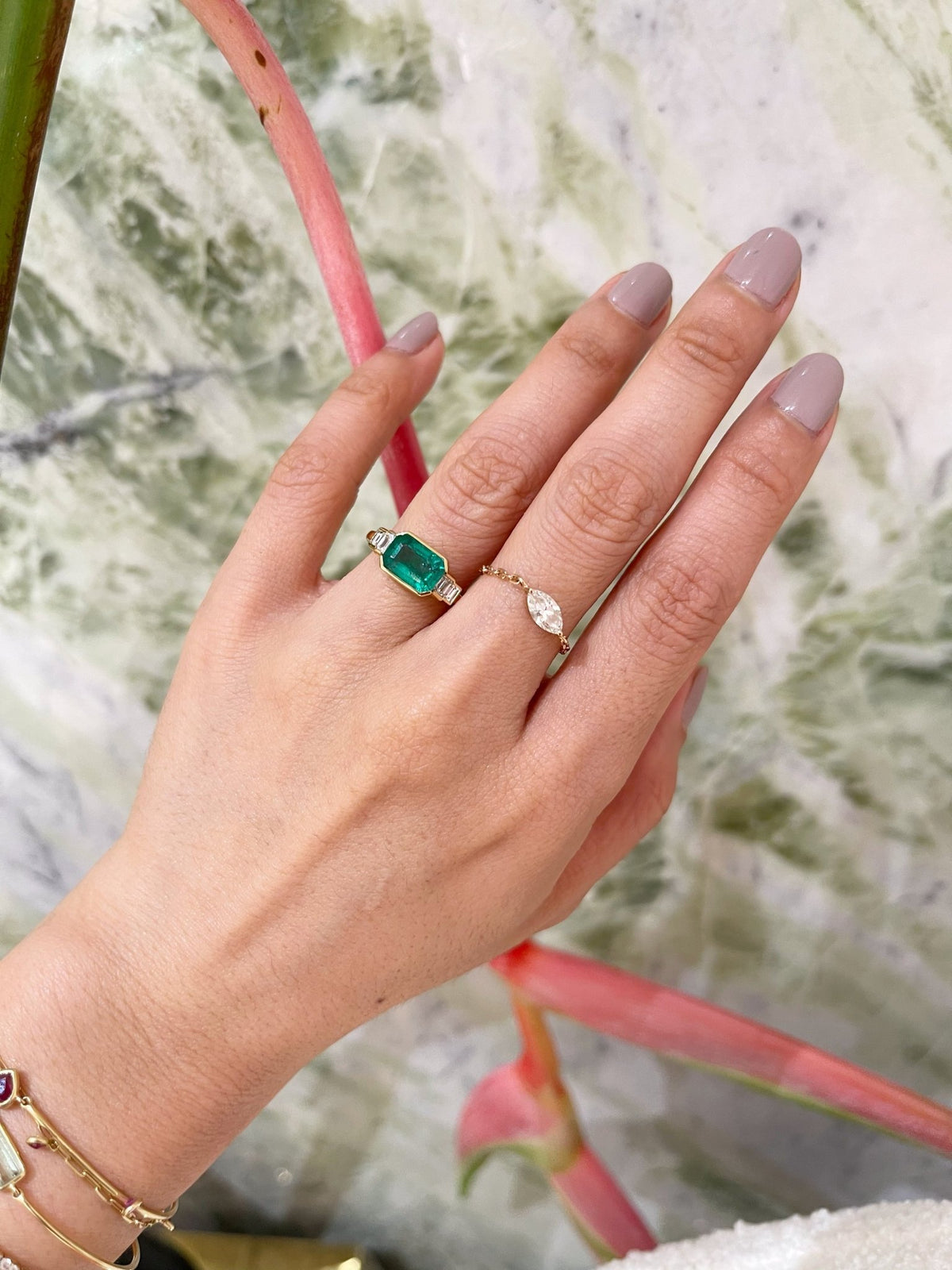 Emerald & Diamond eternal Ring