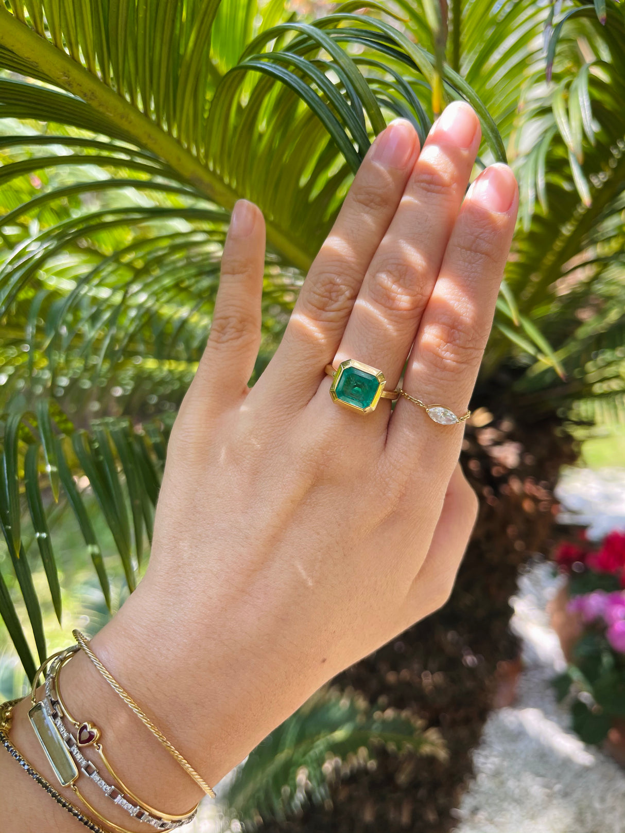 Emerald Nouveau Supreme Asscher Ring