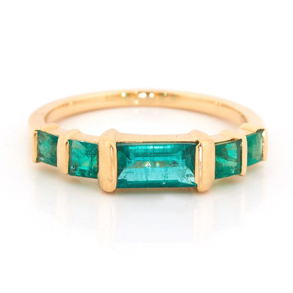 Emeralds Petite Rhythm Ring 18k gold Stackable ring