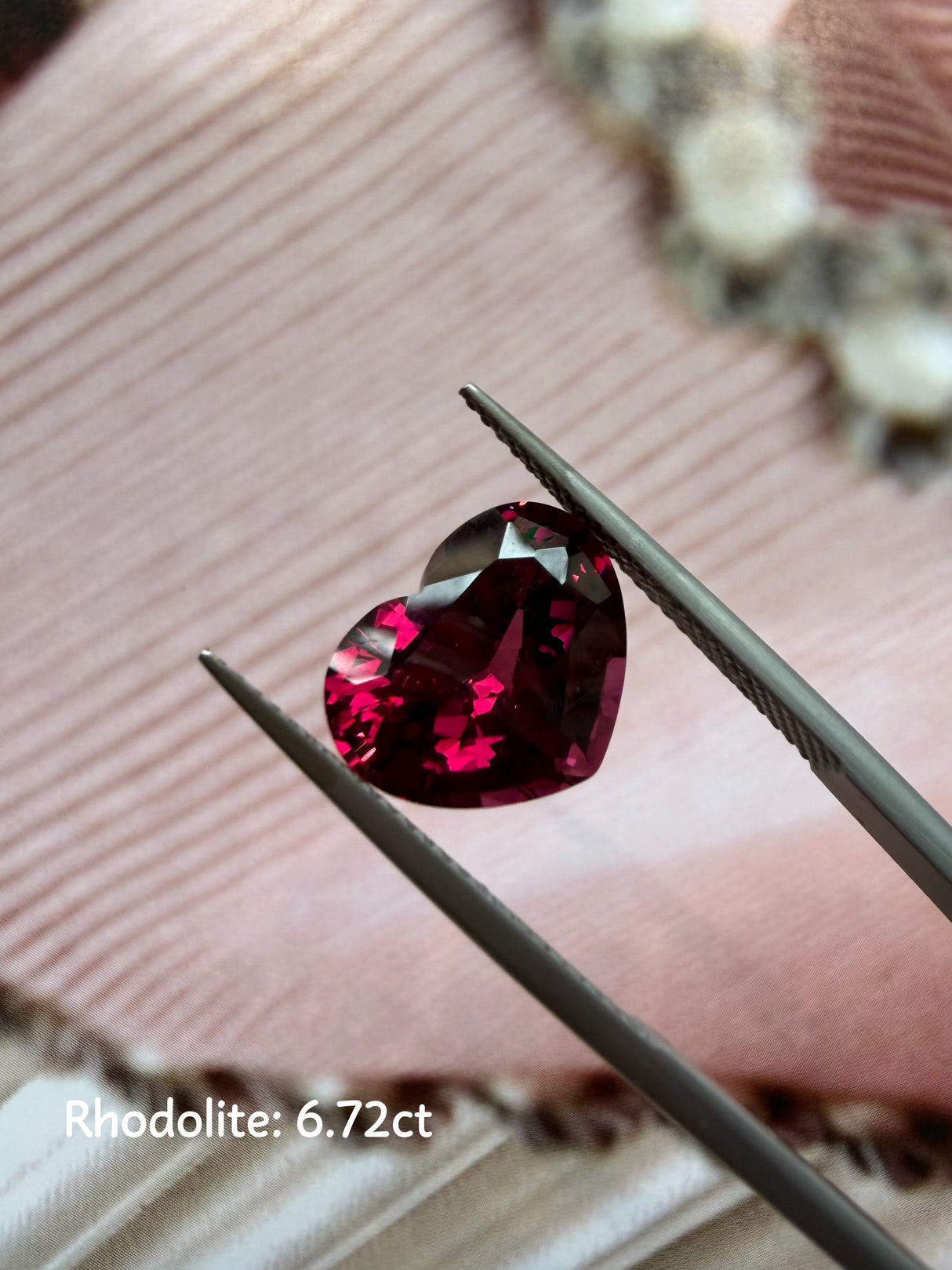 Gemstone Customization Rhodolite Heart 6.72cts