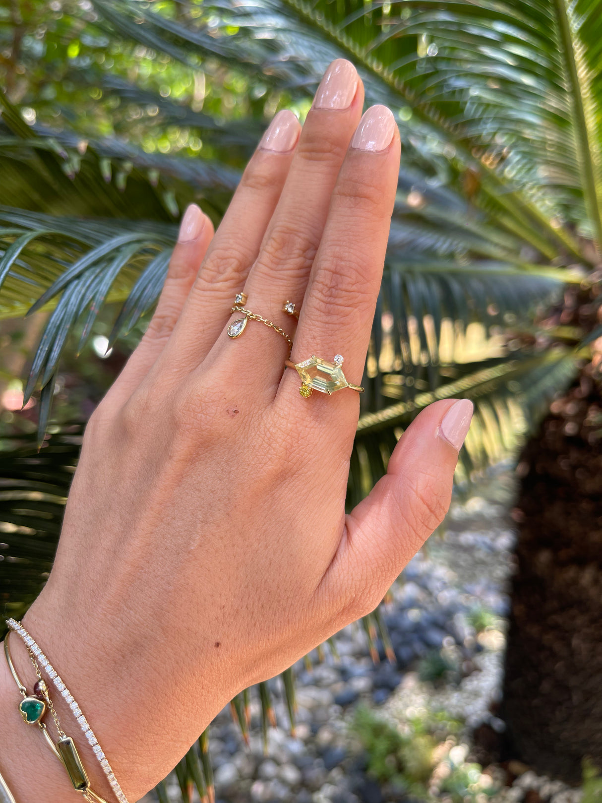 Lemon Quartz & Diamond Puzzle Ring