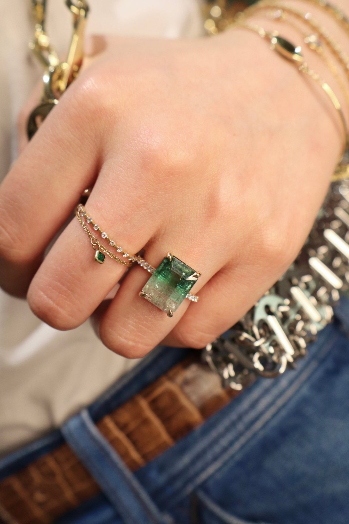 Lagoon Watermelon Tourmaline & Diamond Vivant Ring 18k gold stackable ring on model 2