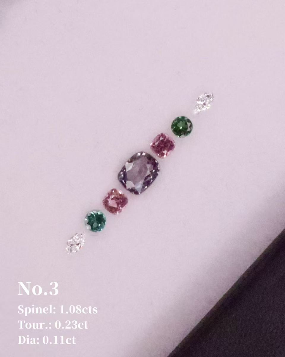 No.3 Spinel (1.08cts) Tourmaline (0.23ct) &Diamond (0.11ct) Compass Bangle