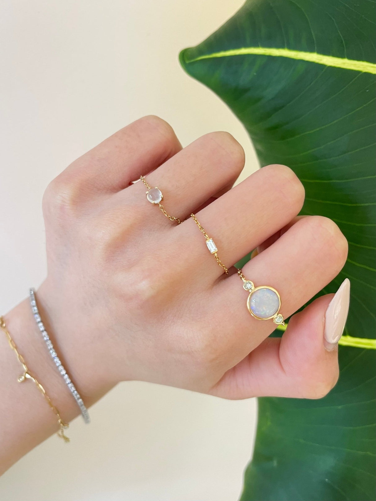 Opal and Diamond Eos Chain Ring 18k gold Stackable ring on model