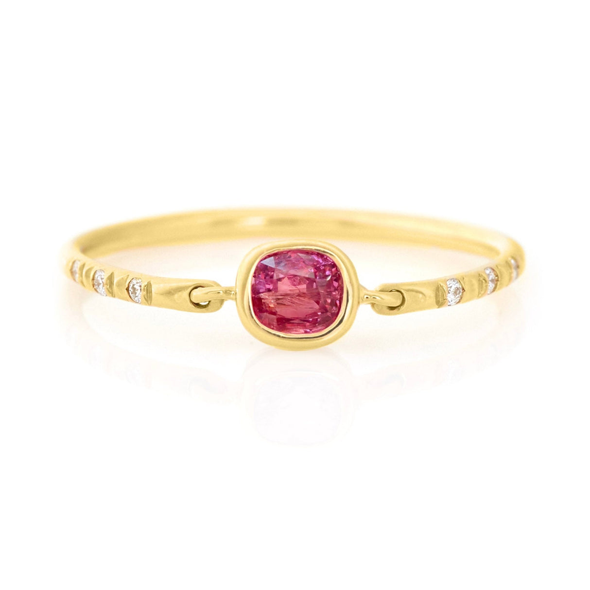 Pink Spinel Petite Circle Diamond Ring 18k gold stackable ring