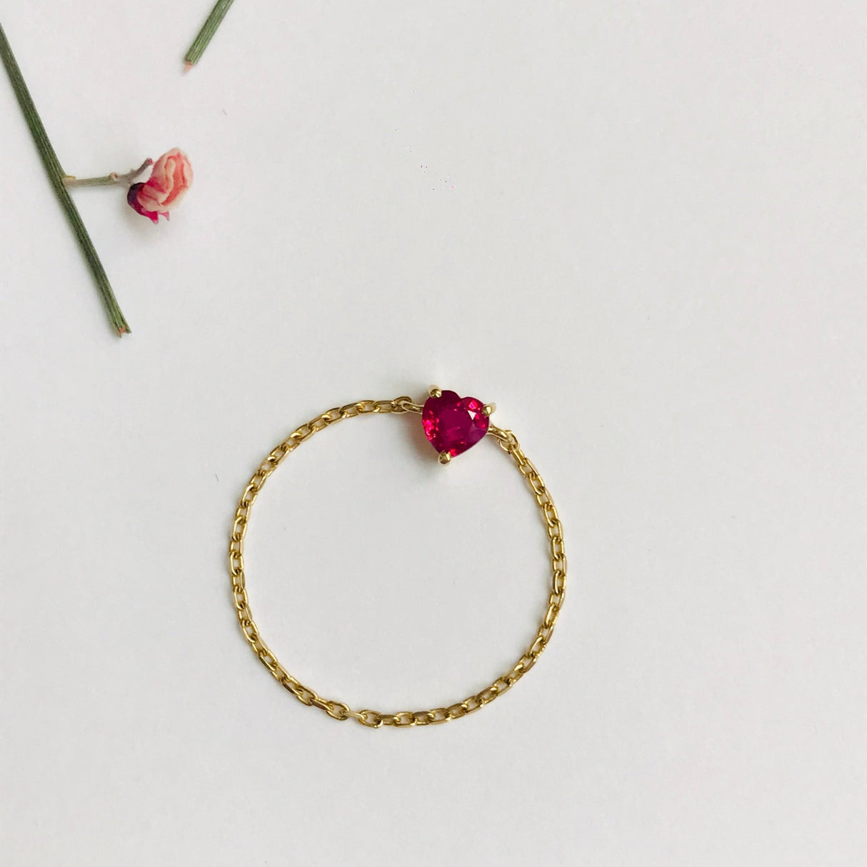 Ruby Heart Chain Ring 14k gold Stackable ring