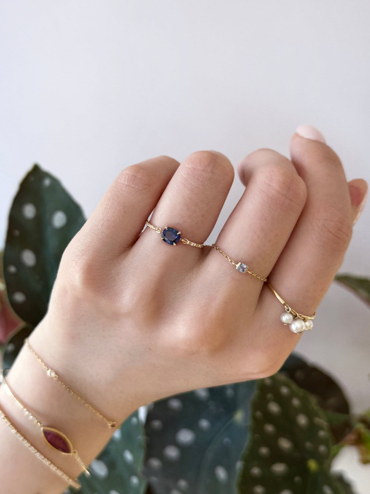 Sapphire Petite Circle Diamond Ring ( blue ) 18 gold stackable ring on model 2