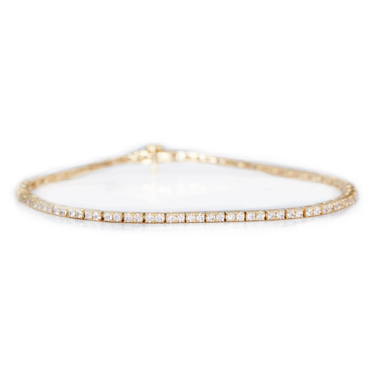 Seamless Diamond Tennis Bracelet 18k gold stackable design