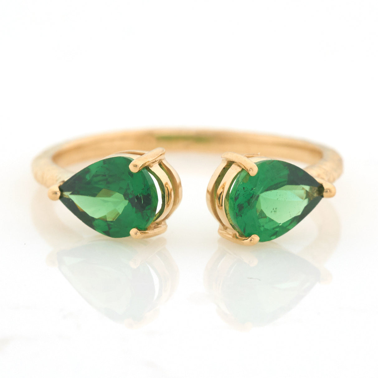 Tsavorite Open Ring 18k gold Stackable ring