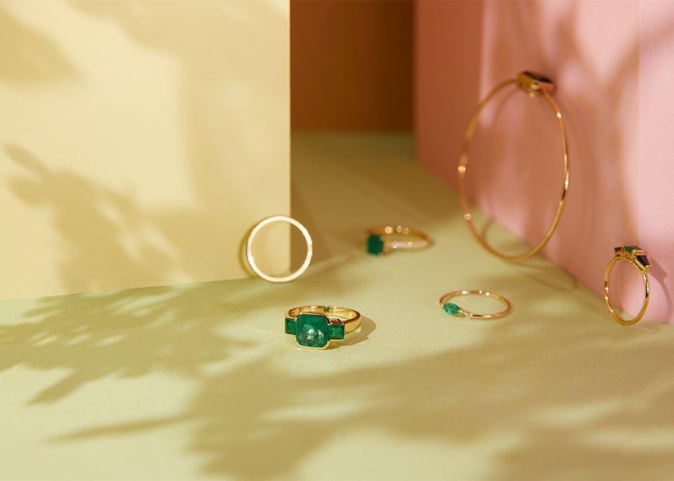 Emerald Tonal Rhythm Supreme Ring 18k gold engagement ring 2