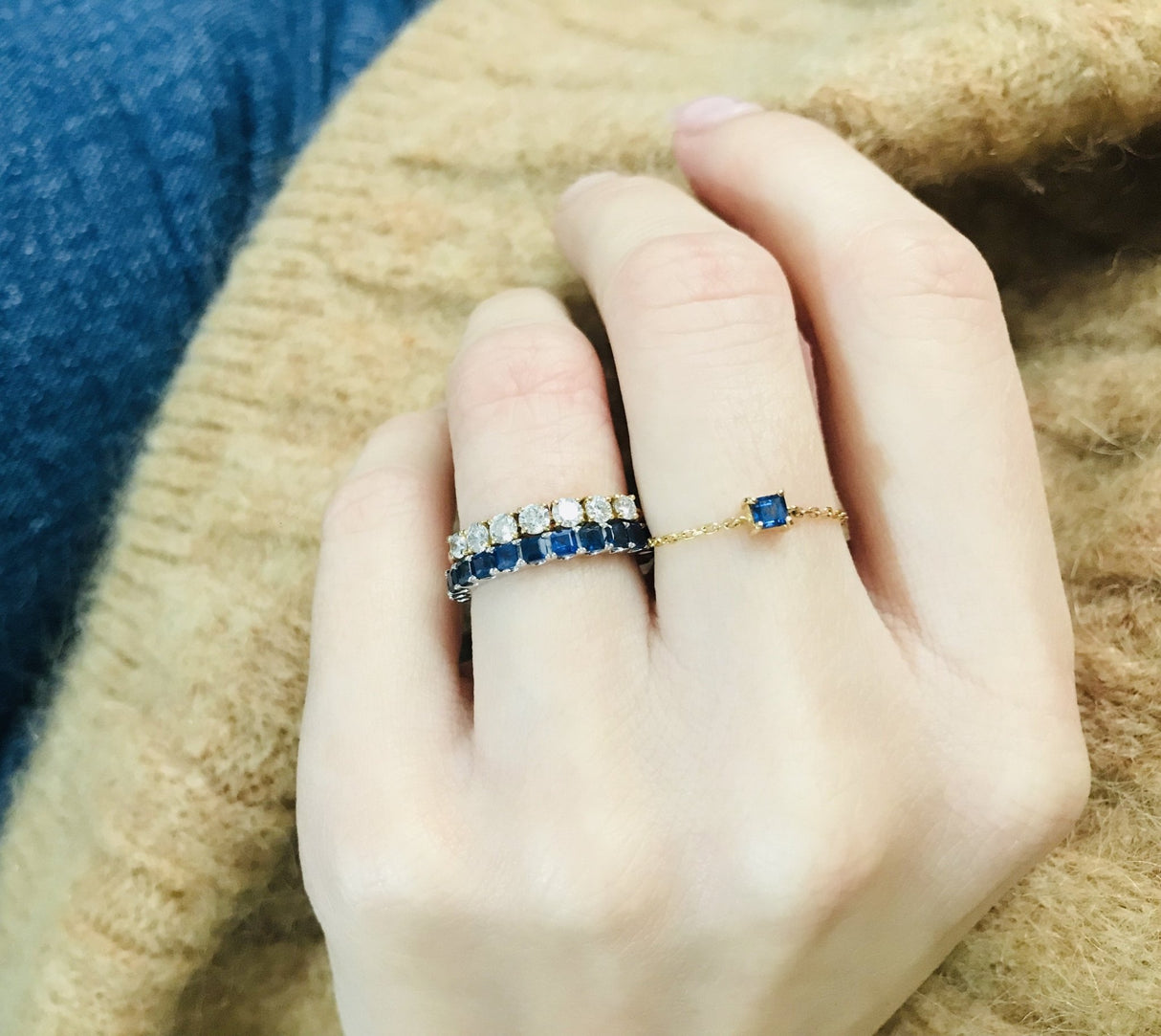 Royal Blue Sapphire Chain Ring 14k gold Stackable ring on model