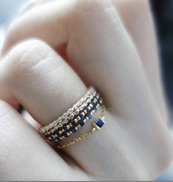Sapphire Petite Chain Ring 14k gold Stackable ring on model