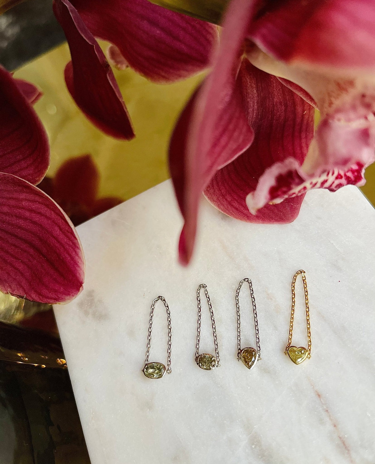 Unique colored Diamond Supreme Chain Ring