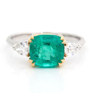 Emerald & Diamond eternal ring