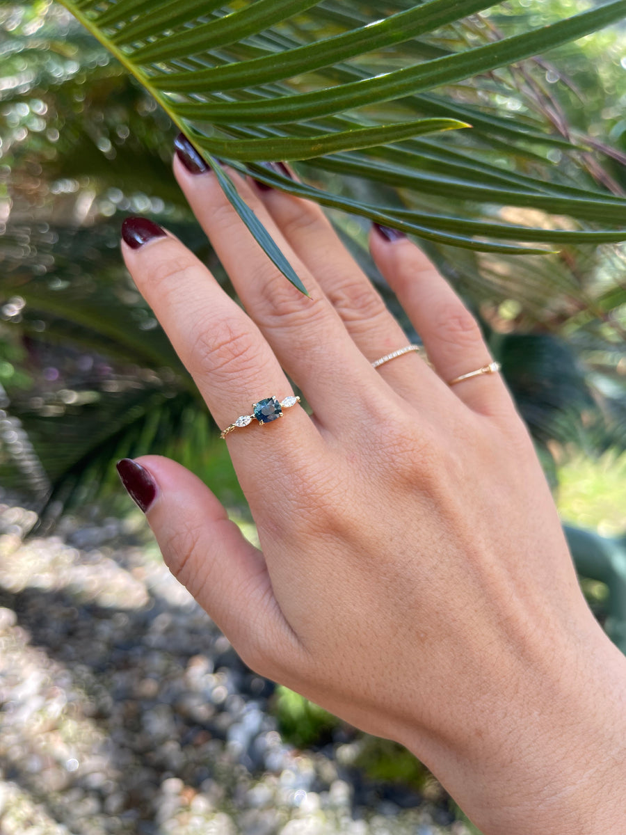 Ceylon Sapphire & Diamond Dream Weaver Chain Ring