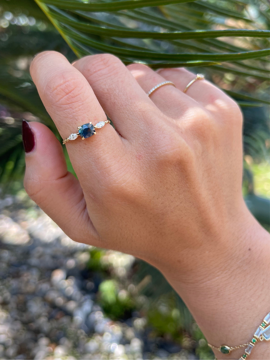 Ceylon Sapphire & Diamond Dream Weaver Chain Ring