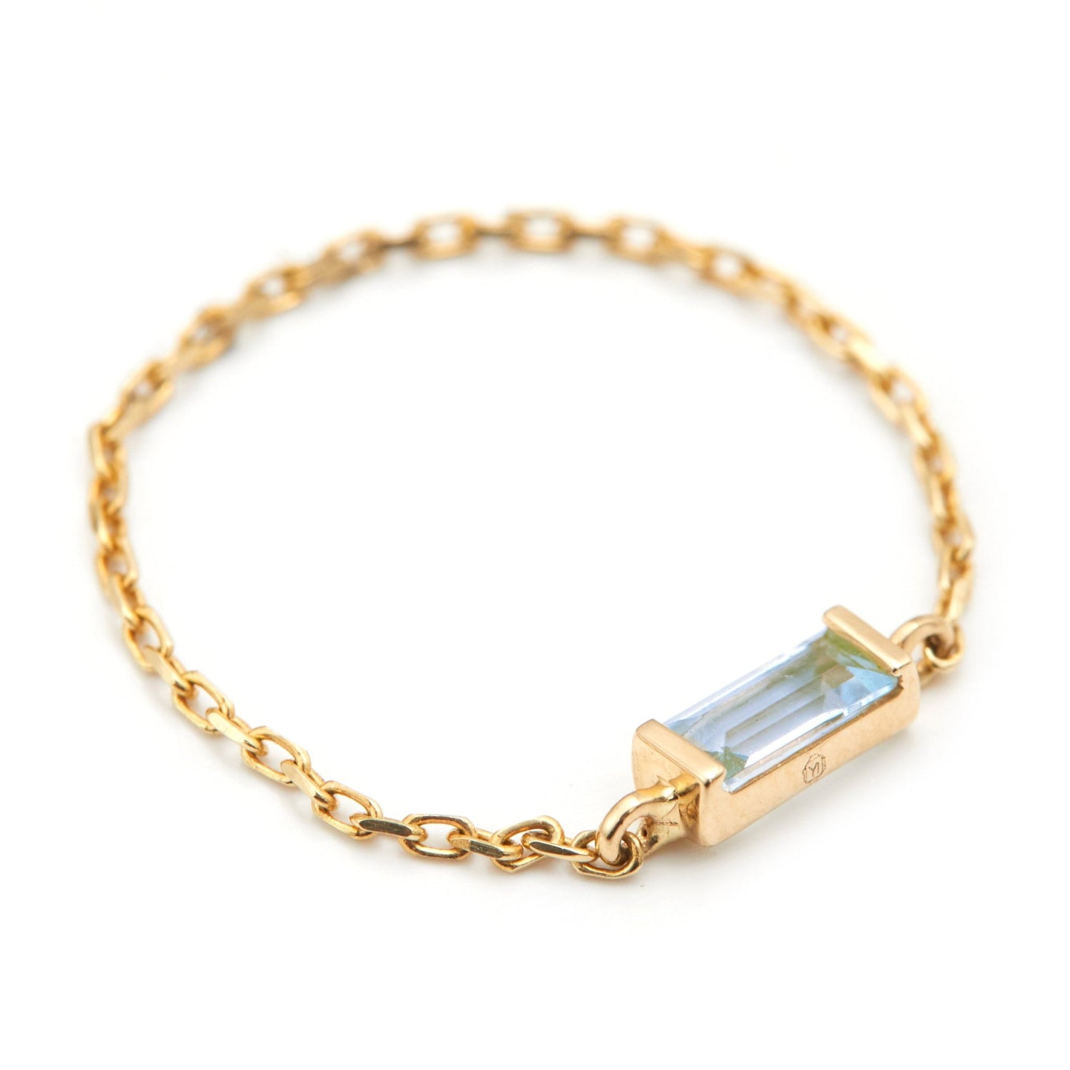 Aquamarine Baguette Chain Ring 14k gold Stackable ring side view