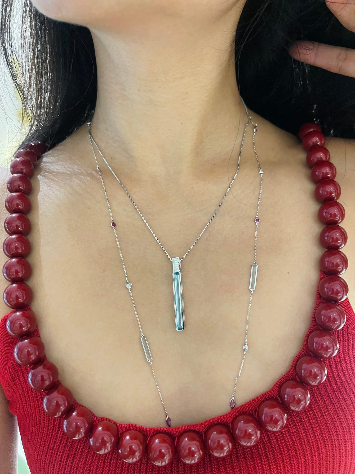 Aquamarine & Diamond Supreme Bar handmade Necklace in 18k gold on model