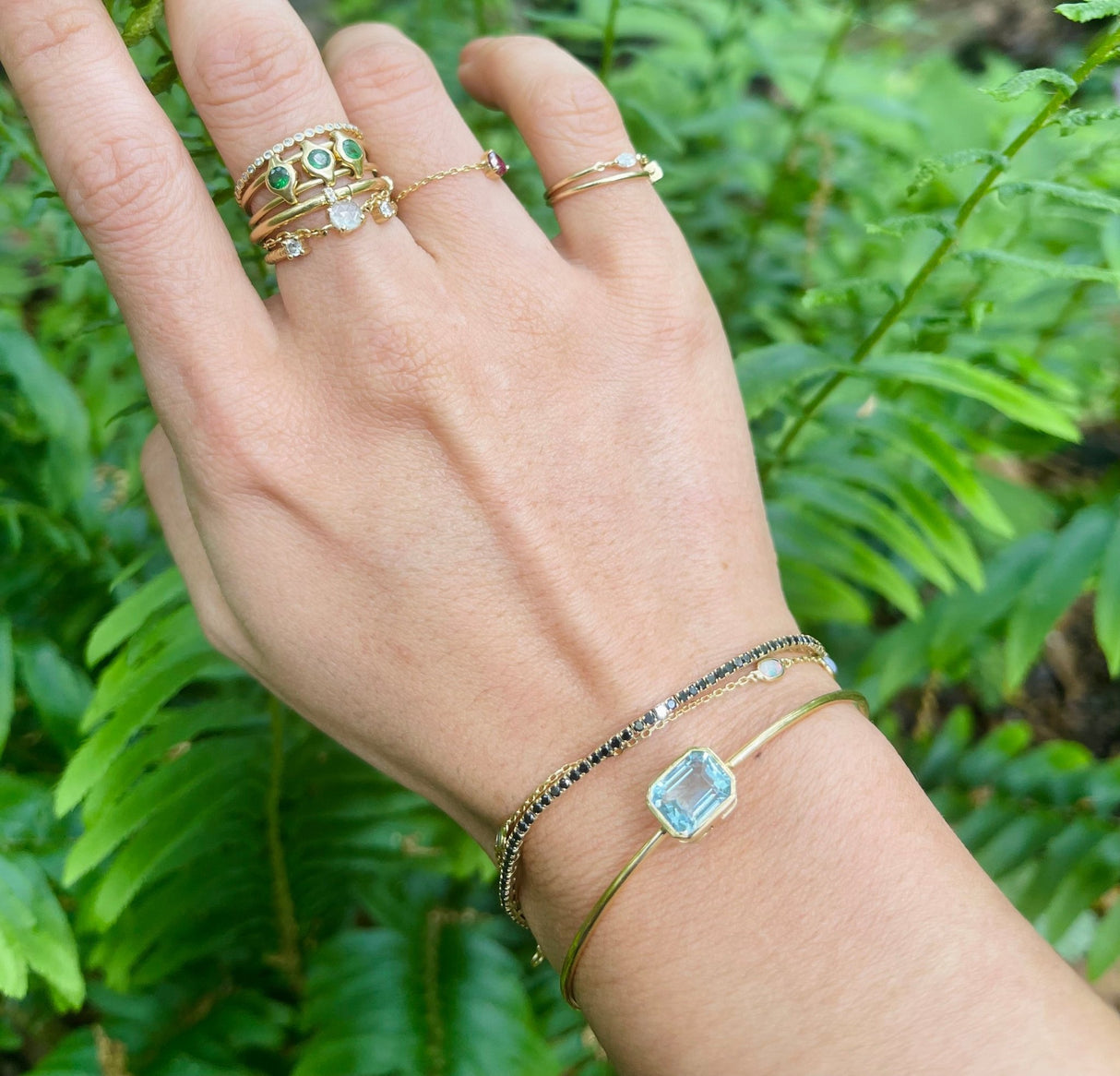 Aquamarine Linear Bangle 18k gold stackable design on model