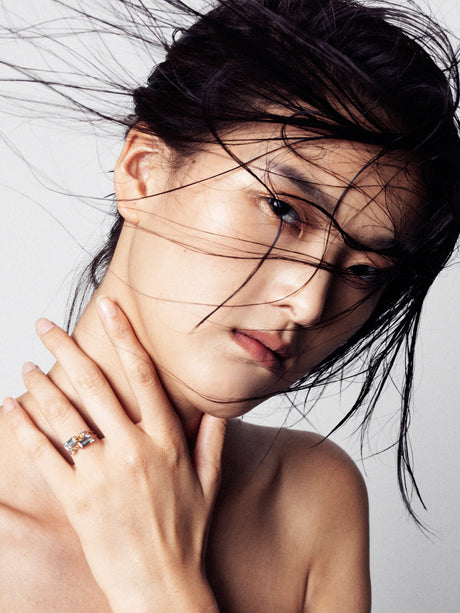 Aquamarine & Topaz Double Chain Ring 18k gold Stackable ring on model