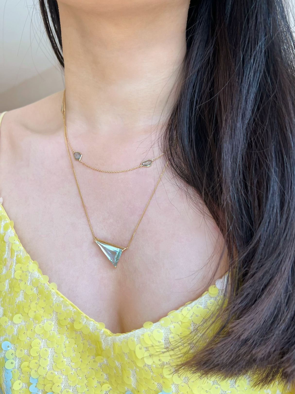 Aquamarine Triangle Contour handmade fine jewelry Necklace in 18k gold on model