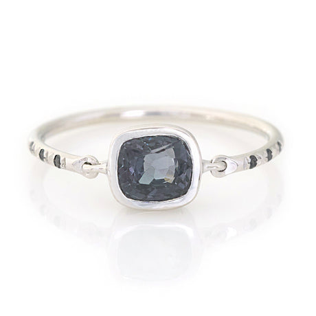 Black Spinel Petite Circle Diamond Ring