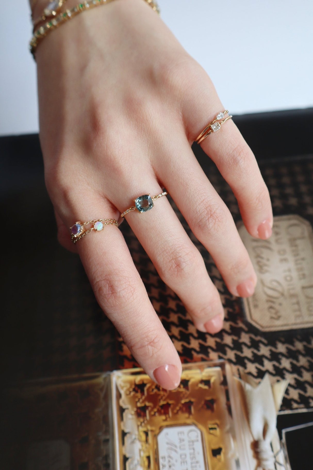 Blue Spinel Petite Circle Diamond Ring