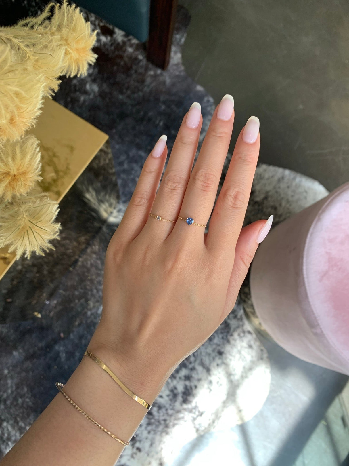 Blue Sapphire Heart Chain Ring 14k gold Stackable ring on model on model 1