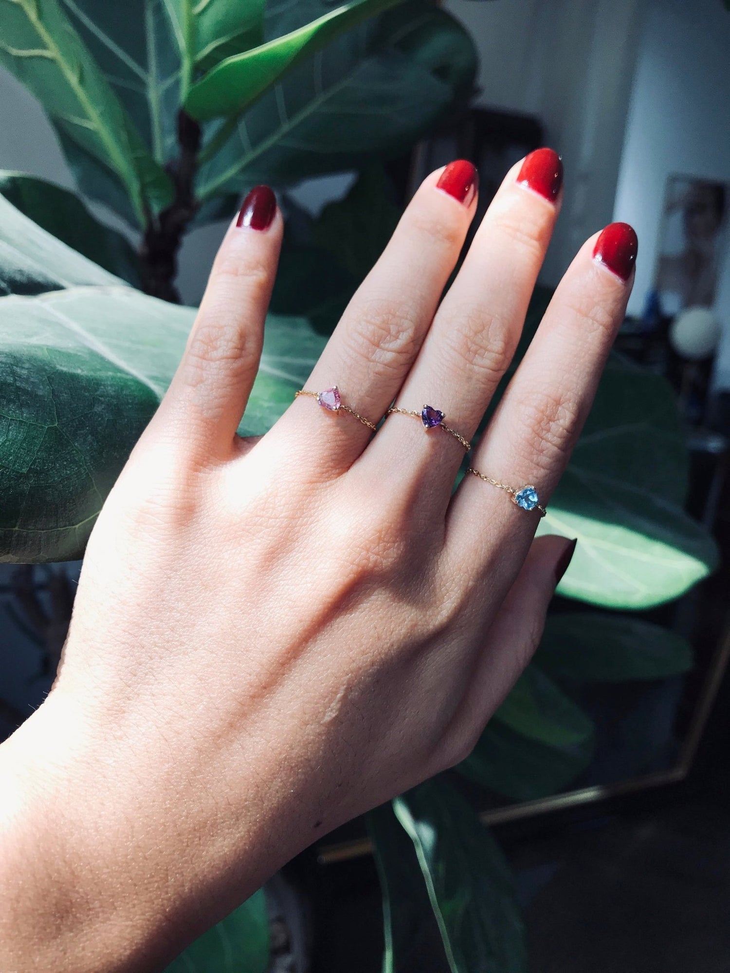 Blue Topaz Heart Chain Ring 14k gold Stackable ring on model 2