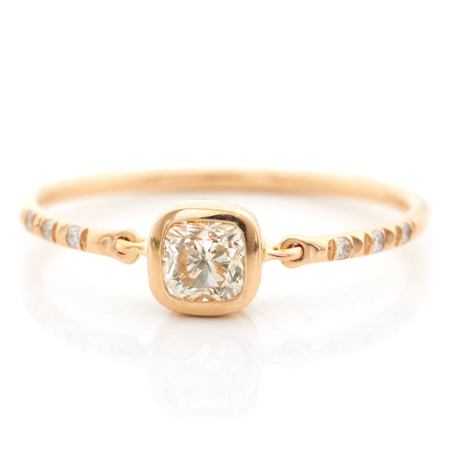 Diamond Cushion Petite Circle Ring 18k gold stackable ring