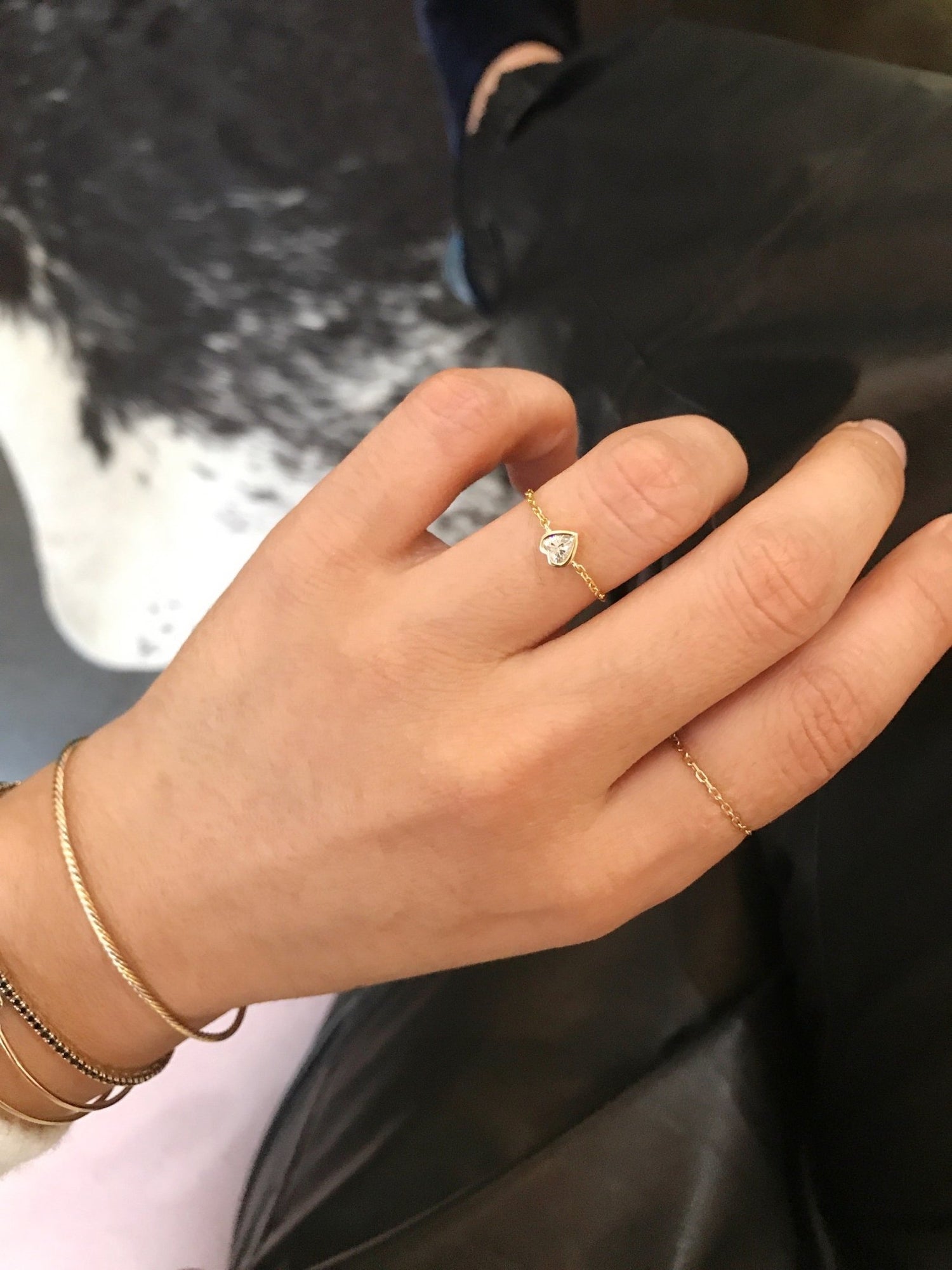 Diamond Heart Chain Ring 18k gold Stackable ring on model
