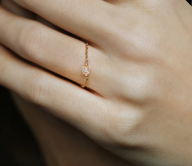 Diamond Princess Cut Chain ring