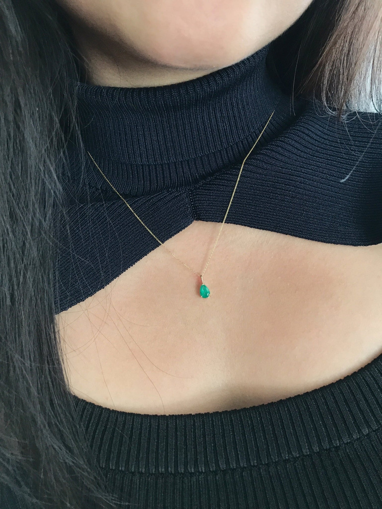 Emerald Dewdrop handmade Necklace in 18k gold on model