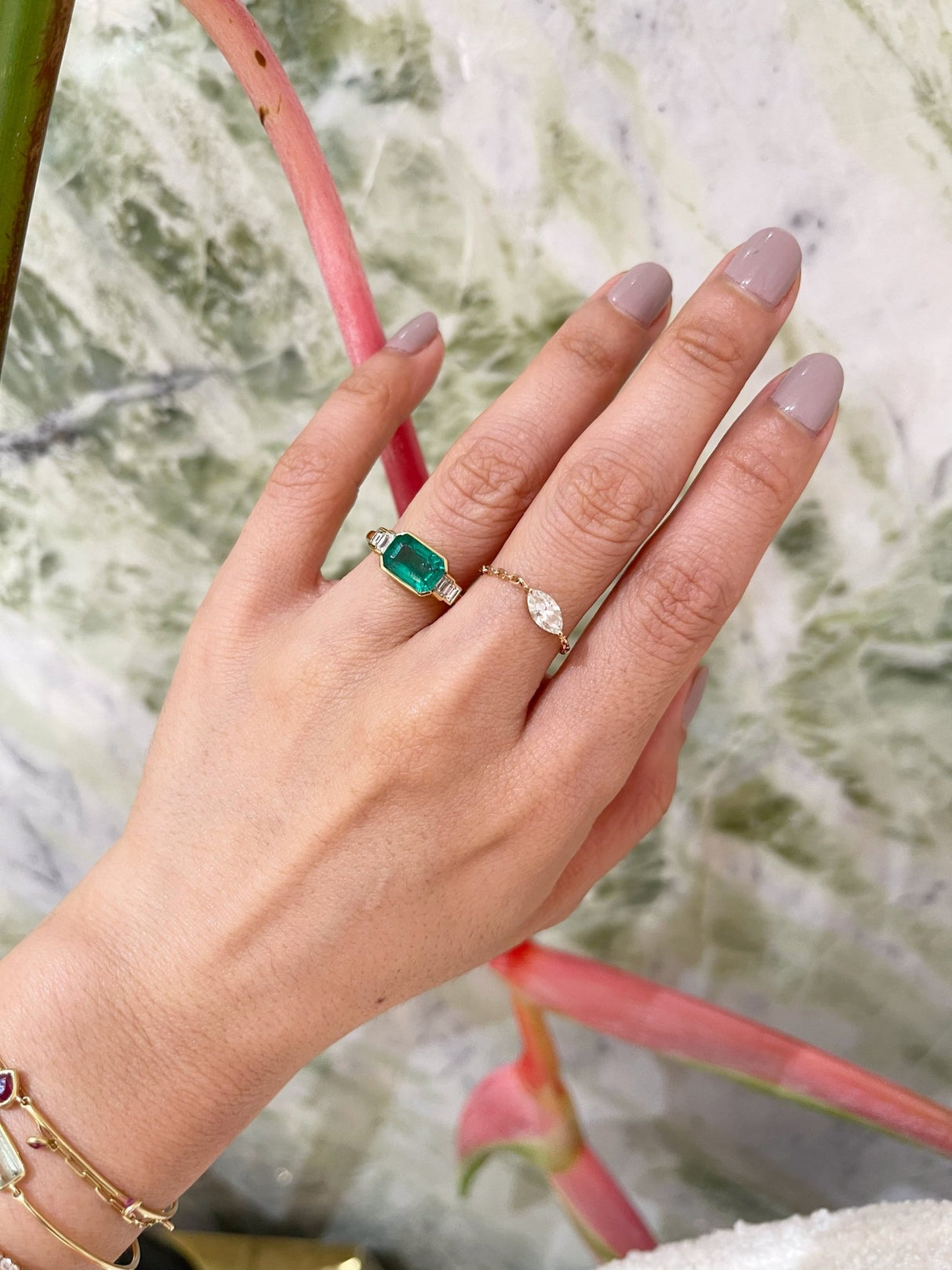 Emerald & Diamond eternal Ring
