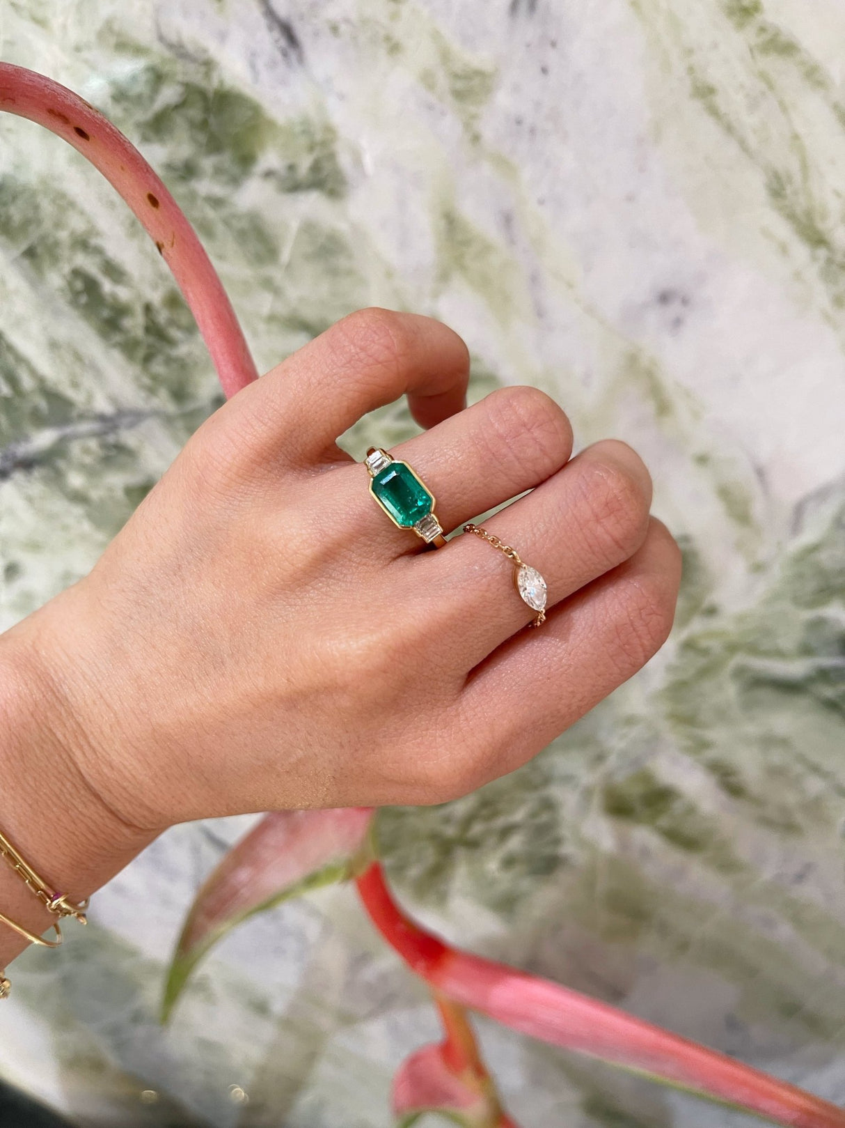 Emerald & Diamond eternal Ring