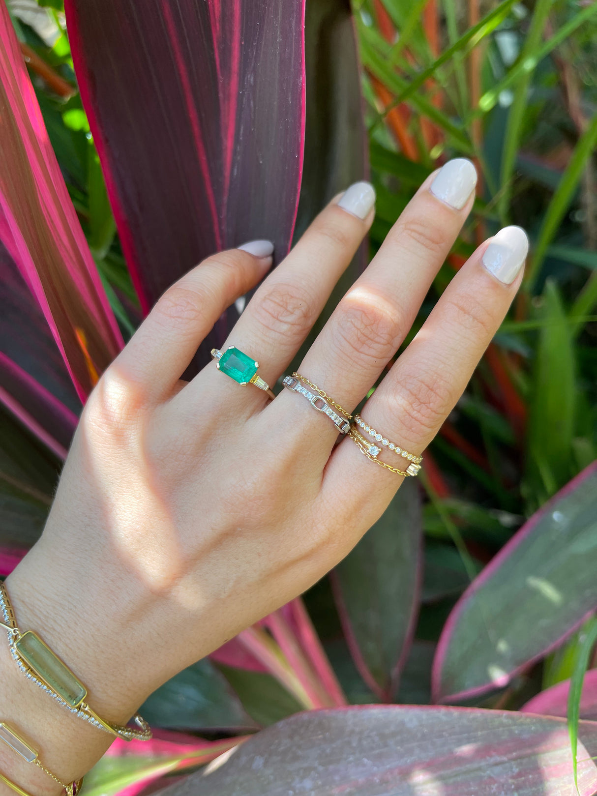 Emerald & Diamond eternal Ring
