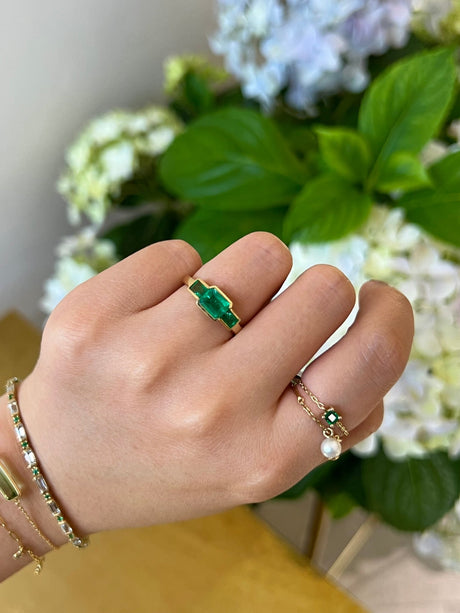 Emerald Tonal Deco Ring 18k gold engagement ring on model