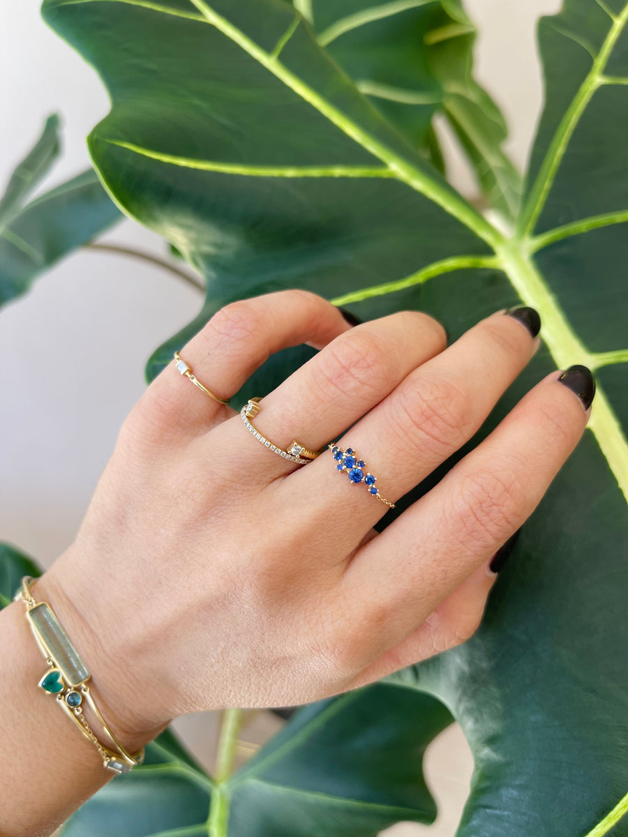 Sapphire Cluster Chain Ring