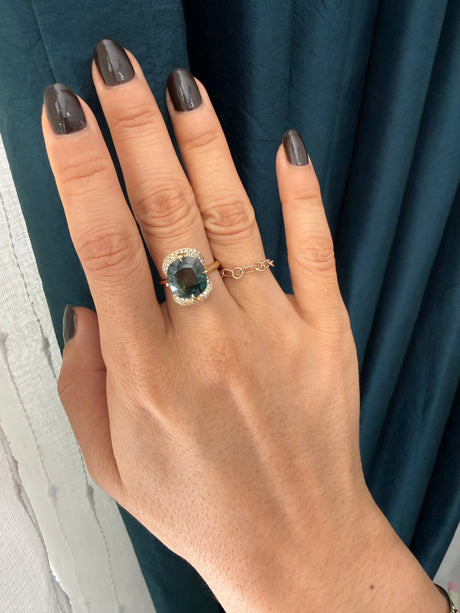 Teal Green Sapphire Aurora Supreme Ring