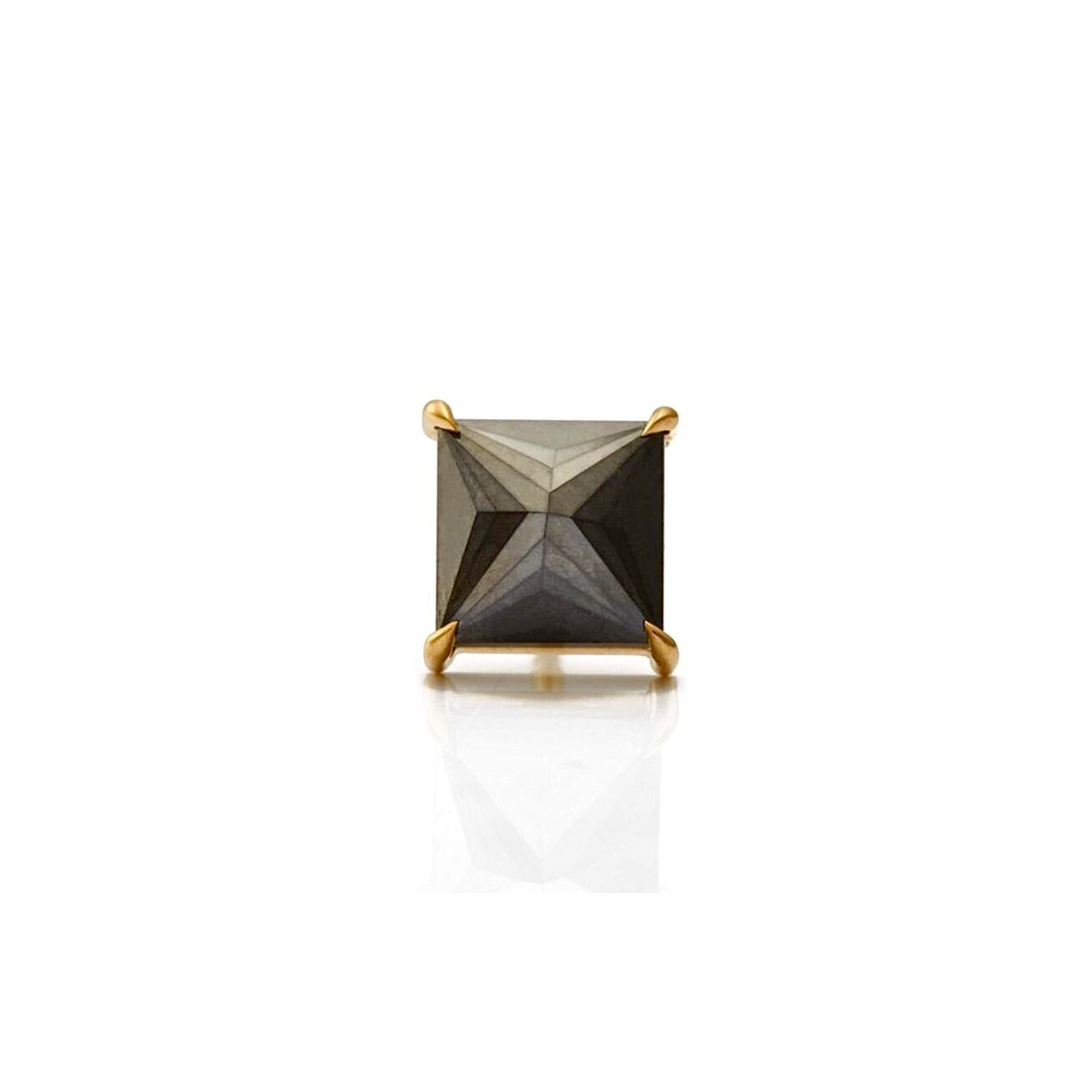 Black diamond earring in 18k gold