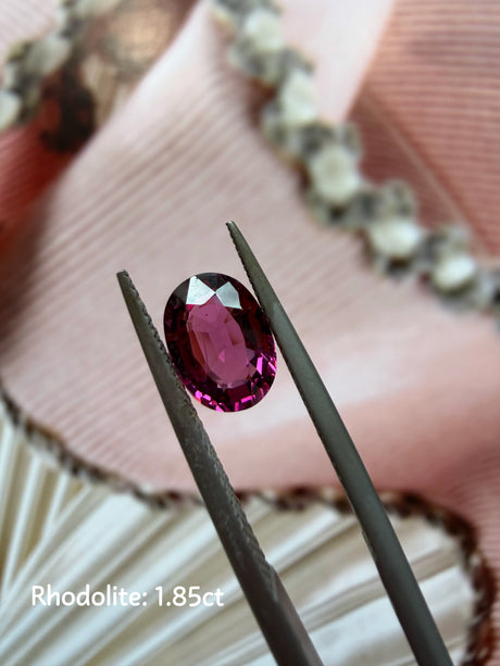 Gemstone Customization Rhodolite 1.85cts
